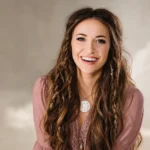 is lauren daigle married